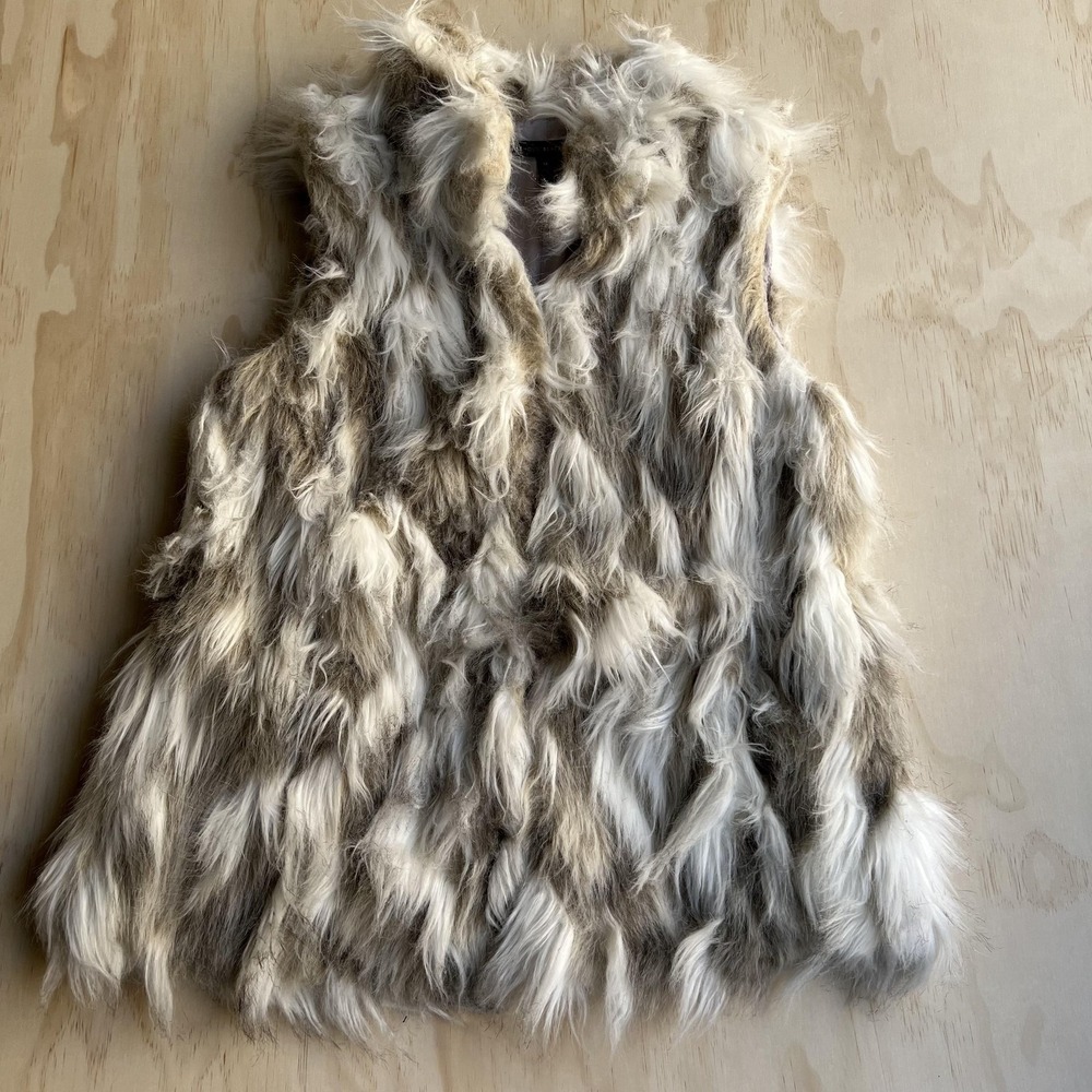 White House Black Market Vest Womens Medium White Faux Fur Lined Toggle Cozy